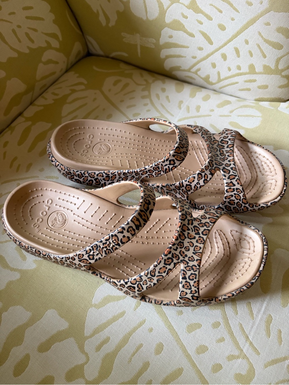 CROCS Leopard Print Women’s Tan Strappy Slide Sandals - Tan Size 9